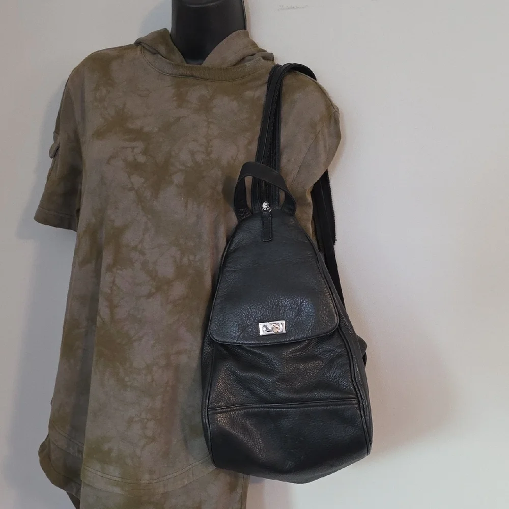 Black Leather Backpack Travel‎ Shoulder Bag Zip With Pockets Purse